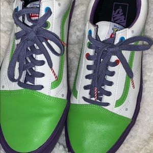 Men’s toy story vans